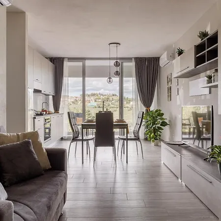 Апартаменти Living *